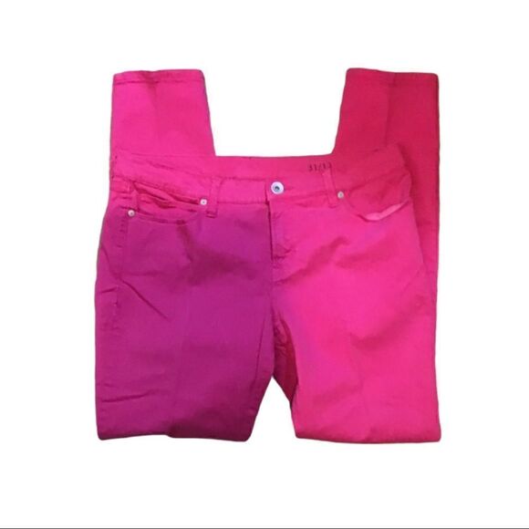 Pink colored denim   - Picture 1 of 4